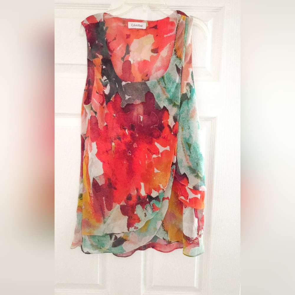 Calvin Klein Women's Multicolor Sleeveless Round Neck Top M Size